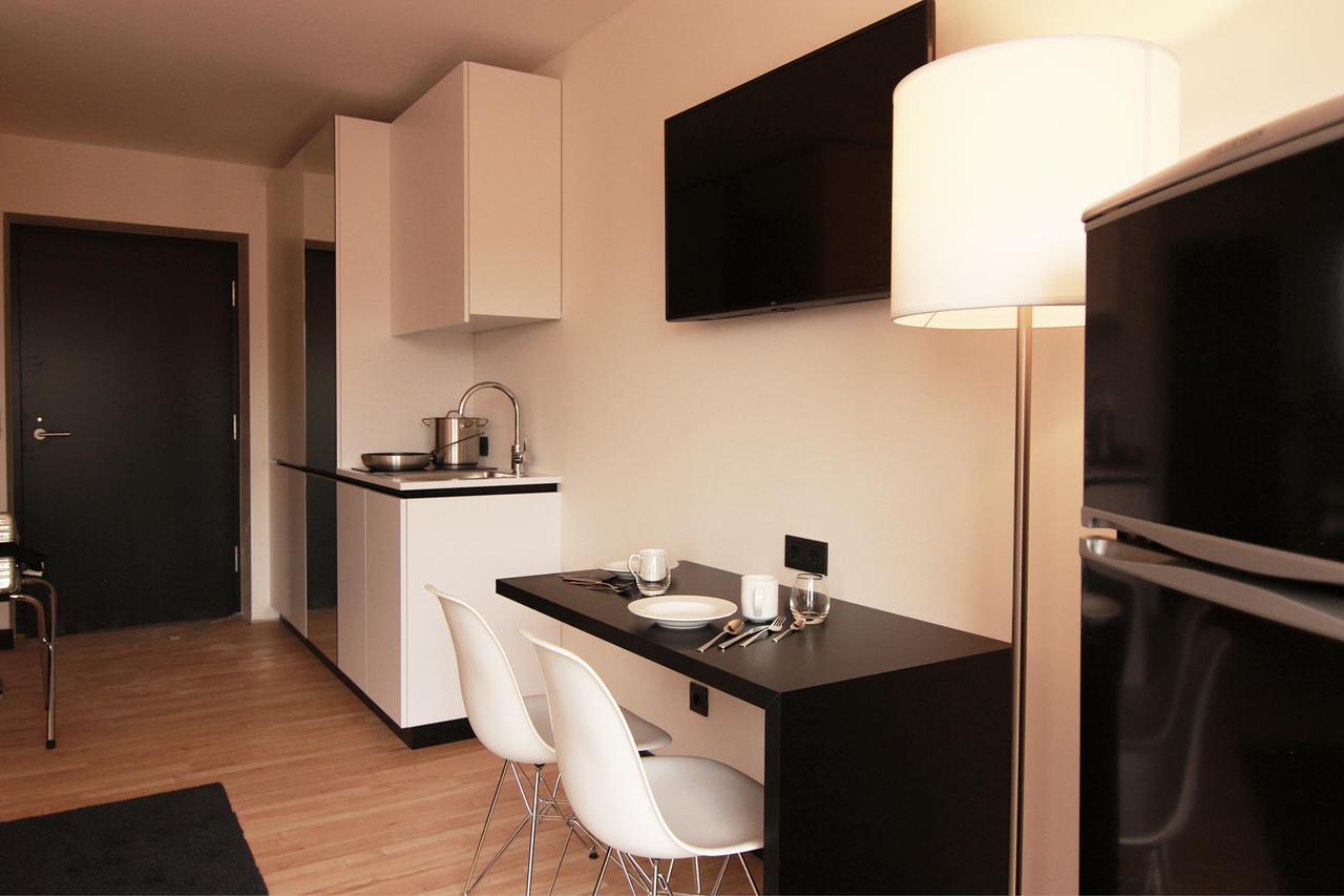 Lh By Wmm Hotel *