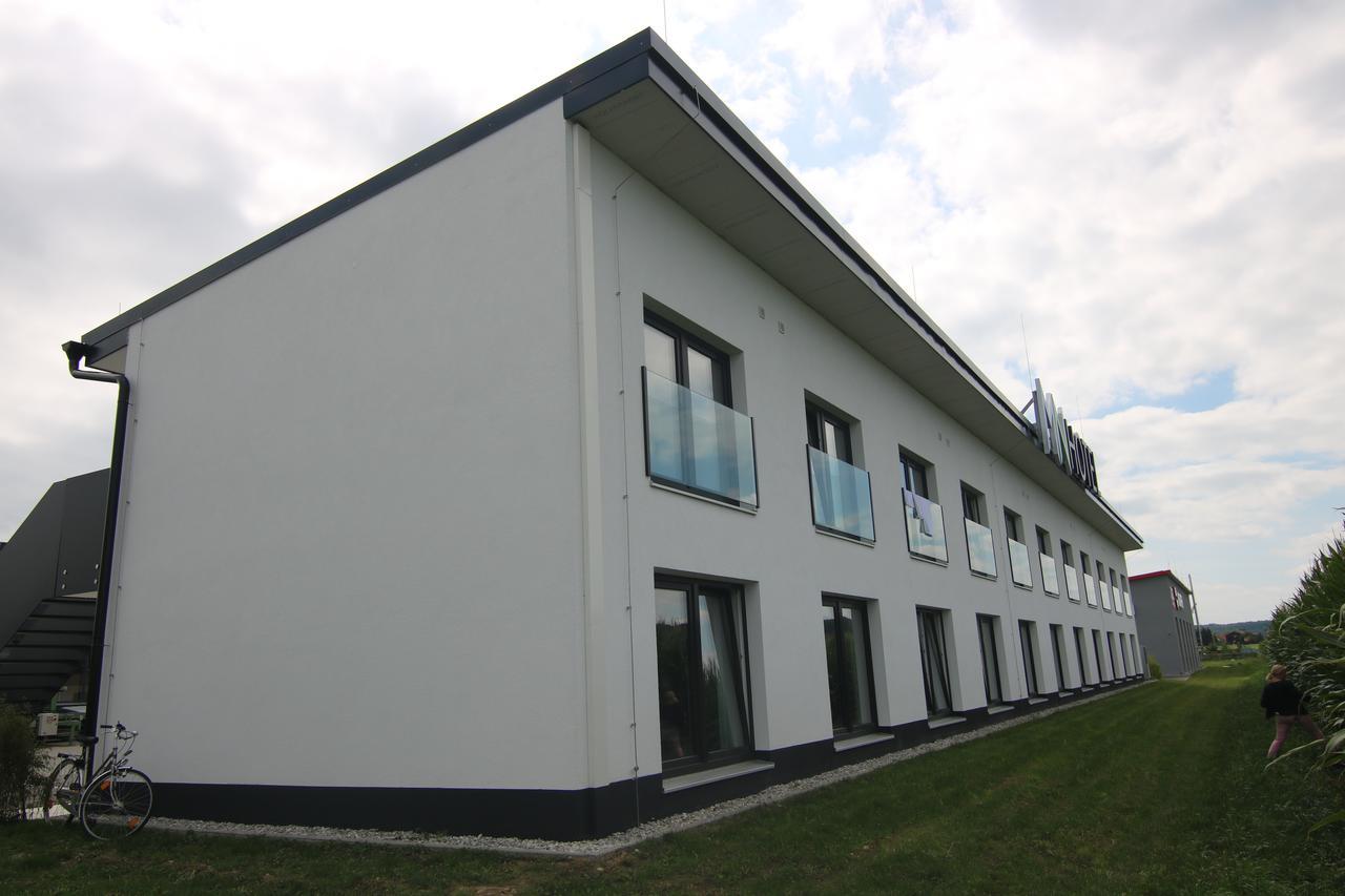 Hotel Lh